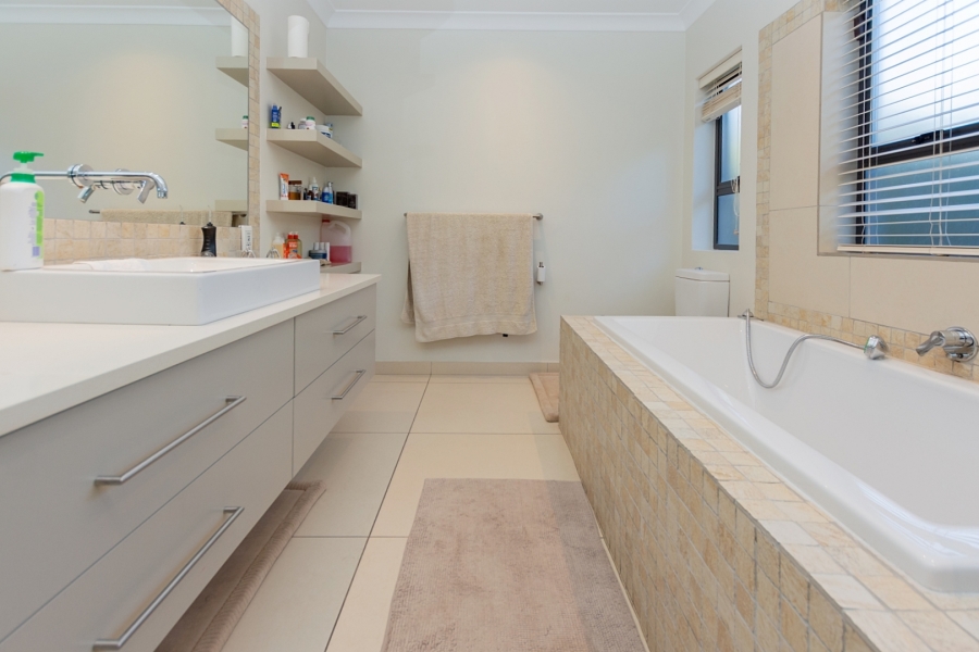 3 Bedroom Property for Sale in Langebaan Country Estate Western Cape